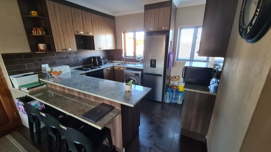 2 Bedroom Property for Sale in Baillie Park North West